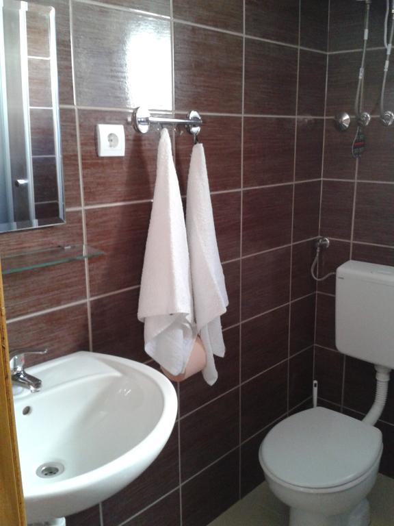 Waterfront Apartments Tisno Chambre photo