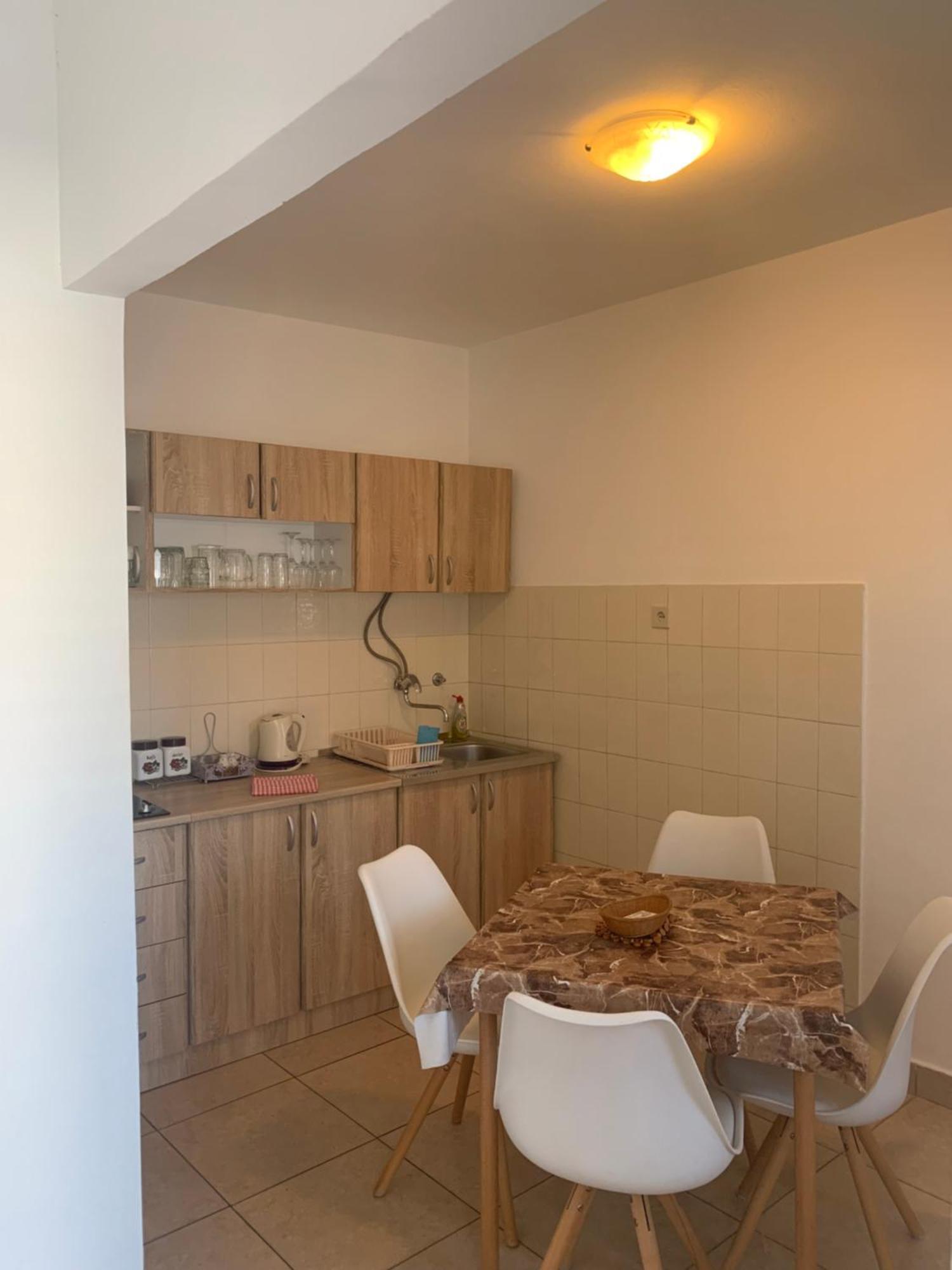 Waterfront Apartments Tisno Extérieur photo